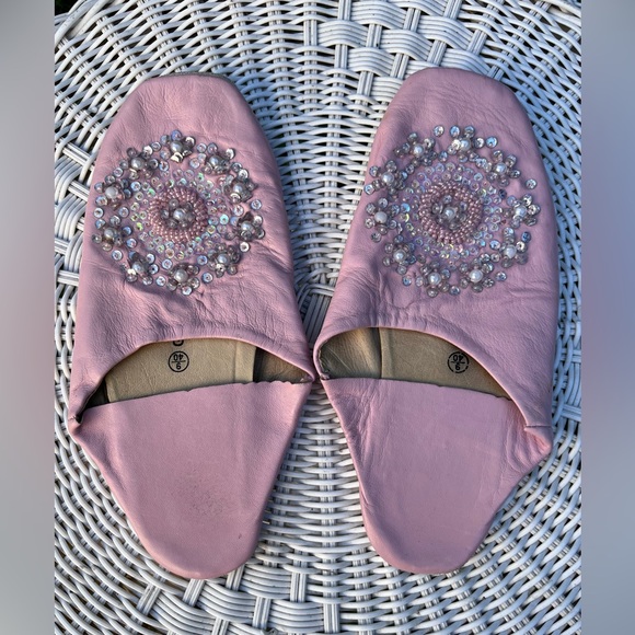 Glam Souls Embellished Pink Leather Mules - Picture 1 of 12